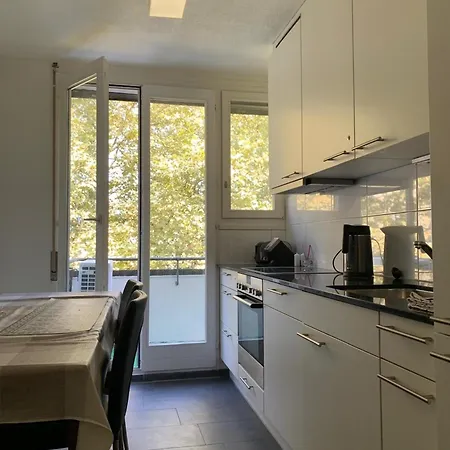 Schoenes Doppelzimmer, Zuerich-enge Apartamento